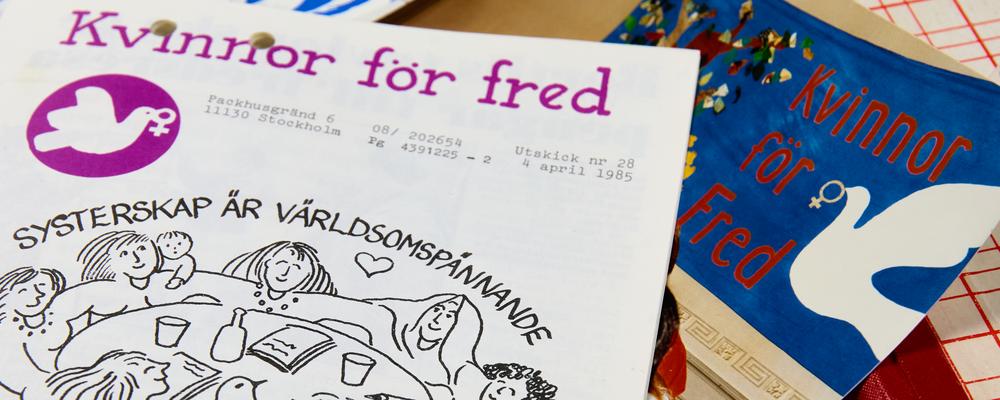 Kollage av material ur Kvinnor för freds samling